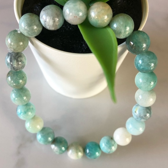 Amazonite 8mm Natural Stone Beads Stretchable Bracelet - Picture 3 of 3